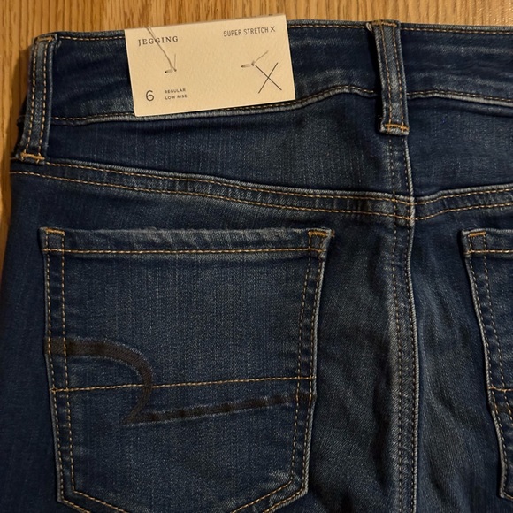 NWT Size 6 American Eagle Jeggings - Picture 3 of 3
